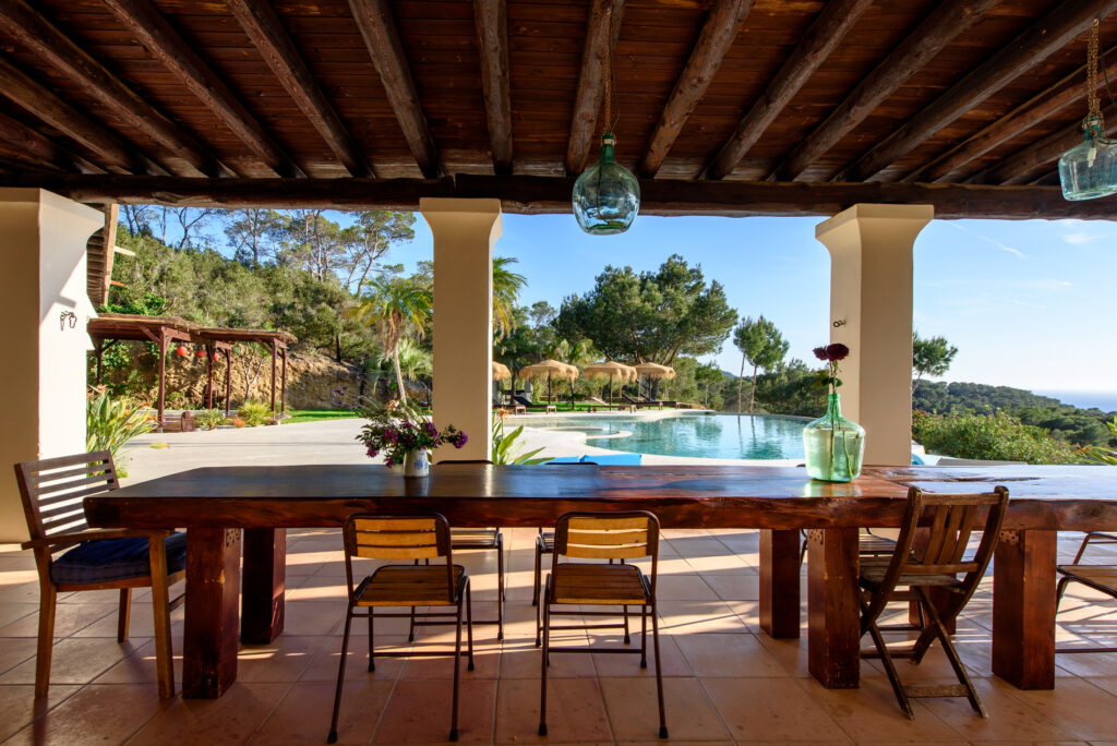Yoga retreat in luxe villa Ibiza